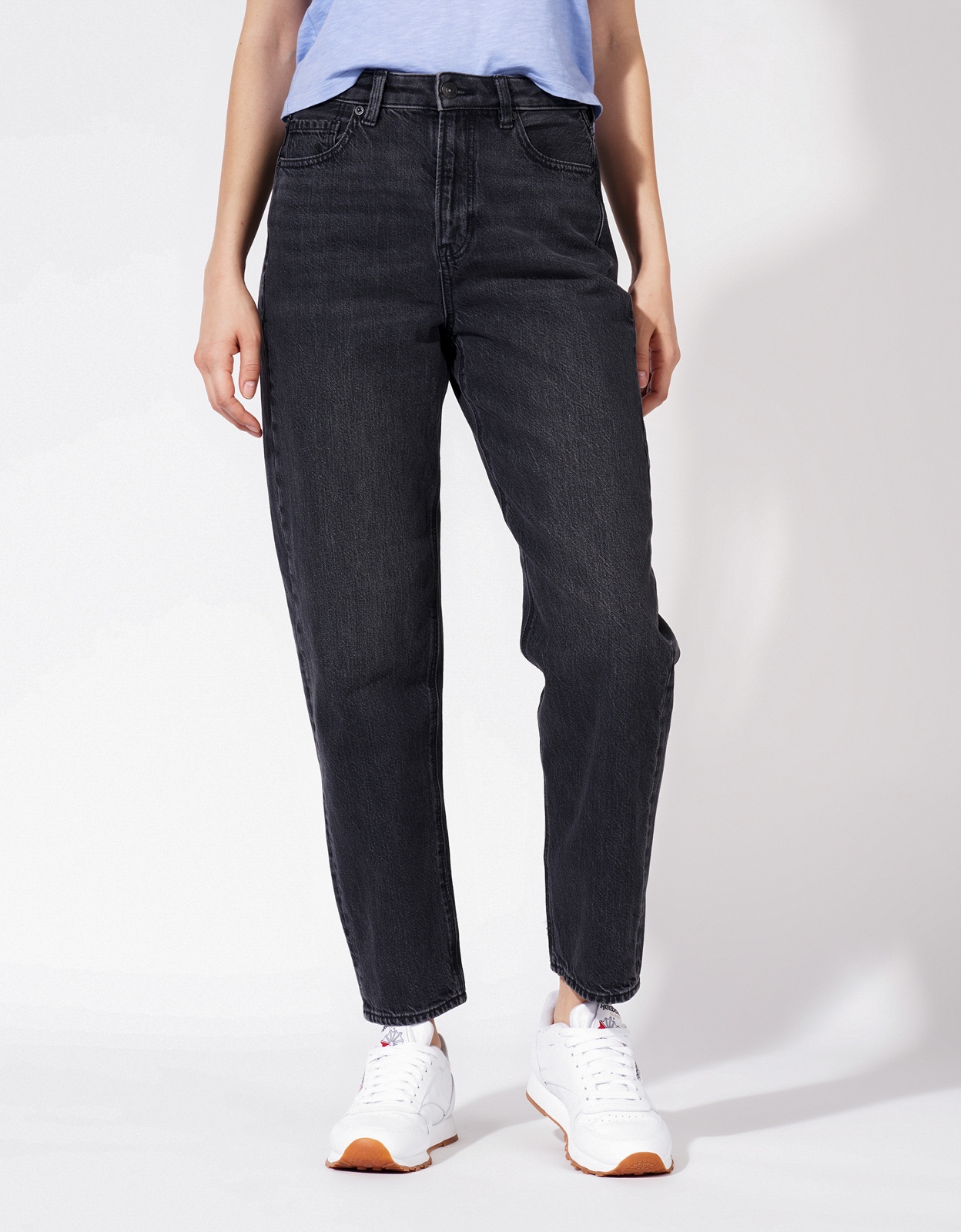 Shop AE Mom Straight Jean online | American Eagle Outfitters Kuwait
